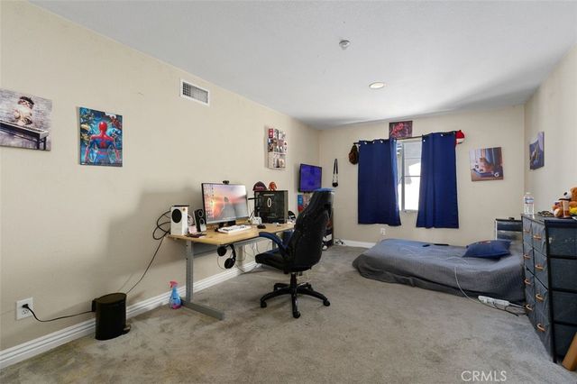 4255 Pondhill Court, Riverside, CA 92505