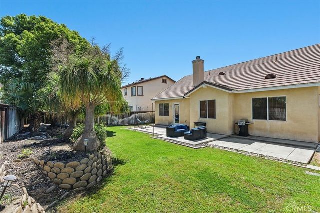 4255 Pondhill Court, Riverside, CA 92505