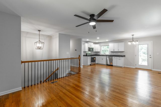 9050 Wooten Road, Chattanooga, TN 37416