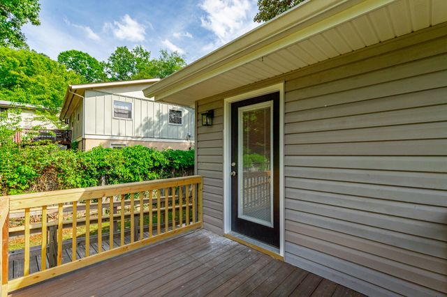 9050 Wooten Road, Chattanooga, TN 37416