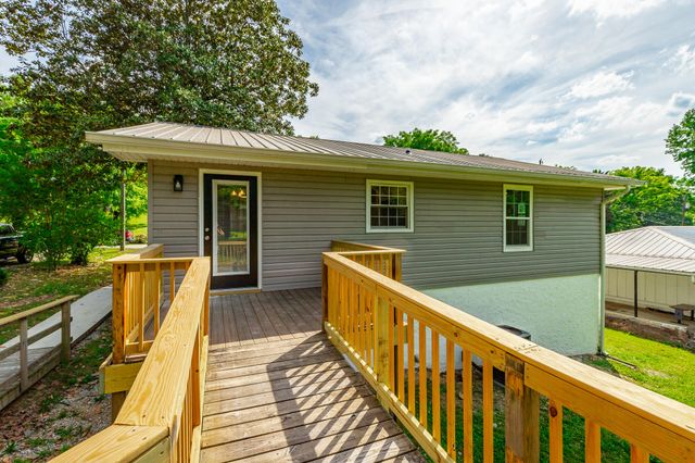 9050 Wooten Road, Chattanooga, TN 37416