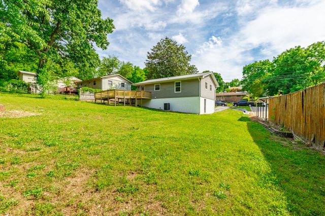 9050 Wooten Road, Chattanooga, TN 37416