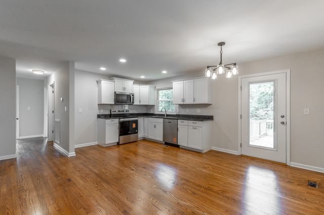 9050 Wooten Road, Chattanooga, TN 37416