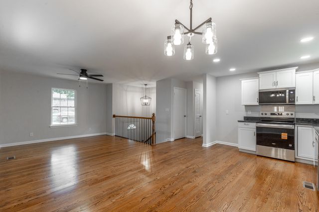 9050 Wooten Road, Chattanooga, TN 37416