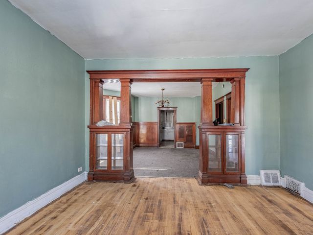 237 W 106TH Street, Chicago, IL 60628