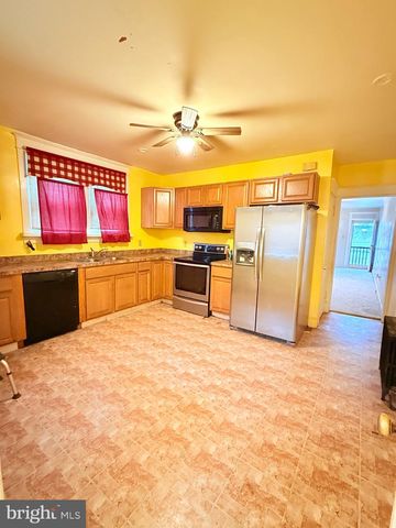 2933 CANBY ST, Harrisburg, PA 17103