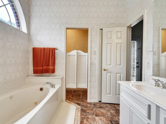 12502 Wealdstone Drive, Tomball, TX 77377