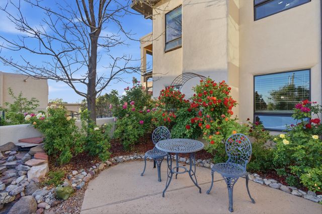 11125 San Francisco Road NE, Albuquerque, NM 87122