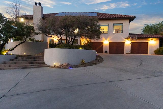 11125 San Francisco Road NE, Albuquerque, NM 87122