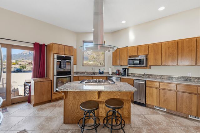 11125 San Francisco Road NE, Albuquerque, NM 87122