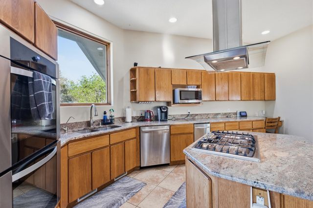 11125 San Francisco Road NE, Albuquerque, NM 87122