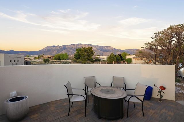 11125 San Francisco Road NE, Albuquerque, NM 87122