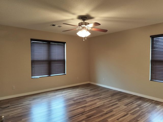 112 PeachTree Drive, Clarksville, AR 72830