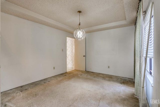 4165 Pinewood Lake Drive, Bakersfield, CA 93309