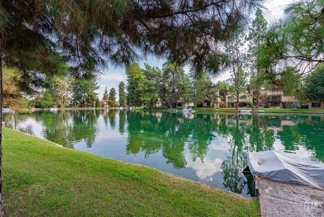 4165 Pinewood Lake Drive, Bakersfield, CA 93309