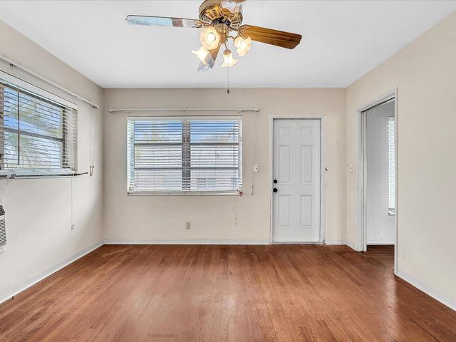 702 S RIVERSIDE Drive, Pompano Beach, FL 33062