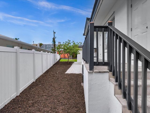 702 S RIVERSIDE Drive, Pompano Beach, FL 33062