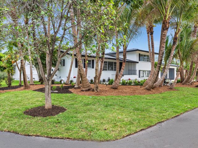 702 S RIVERSIDE Drive, Pompano Beach, FL 33062