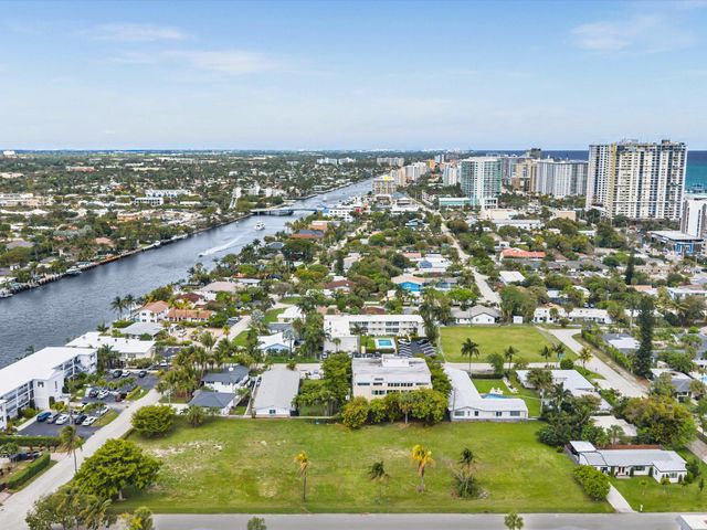702 S RIVERSIDE Drive, Pompano Beach, FL 33062
