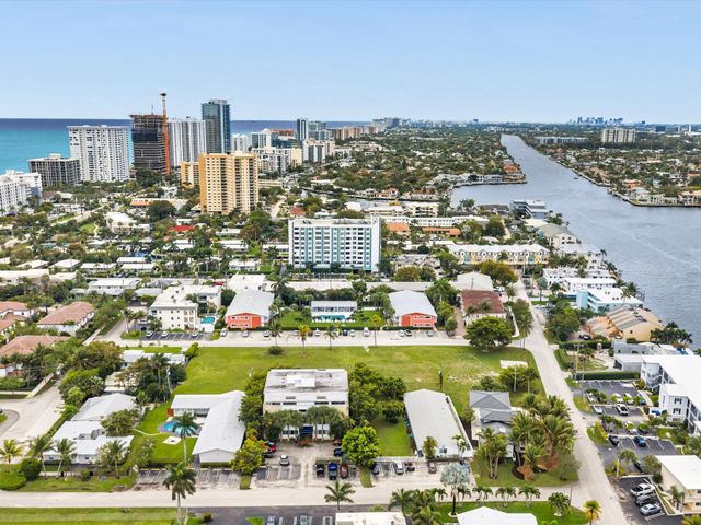 702 S RIVERSIDE Drive, Pompano Beach, FL 33062