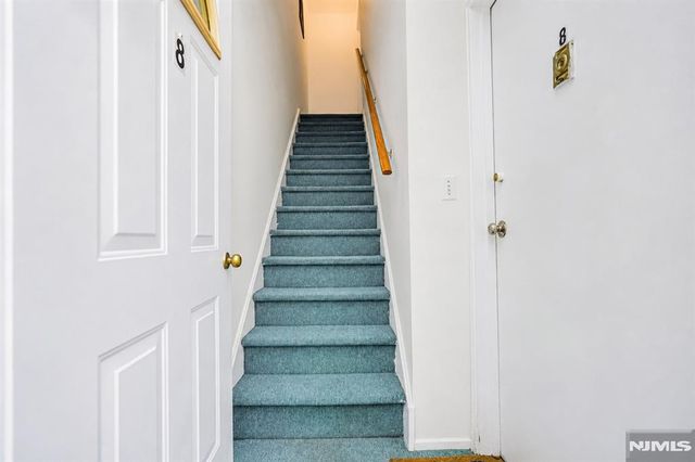 412 68th Street 17, Guttenberg, NJ 07093
