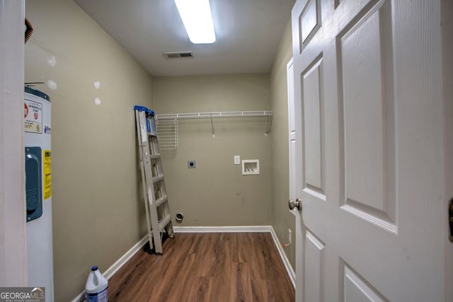 27 Treehouse Trail NE, Rome, GA 30165