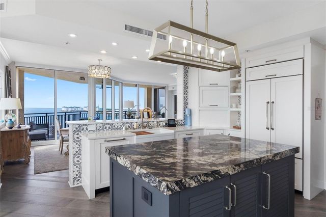 5823 BOWEN DANIEL DRIVE 901, Tampa, FL 33616