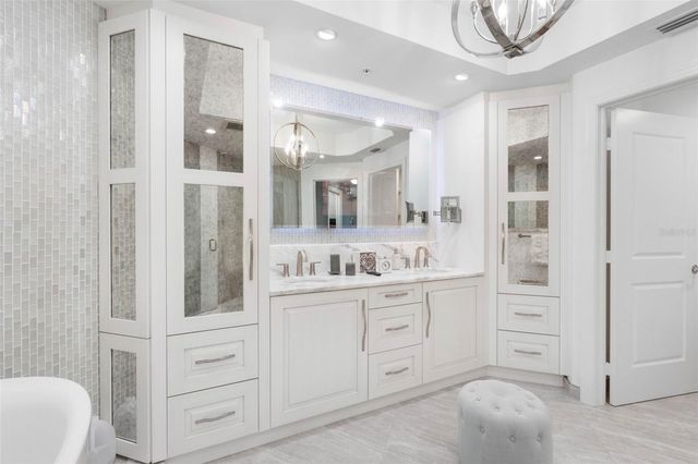 5823 BOWEN DANIEL DRIVE 901, Tampa, FL 33616