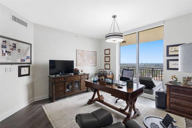 5823 BOWEN DANIEL DRIVE 901, Tampa, FL 33616