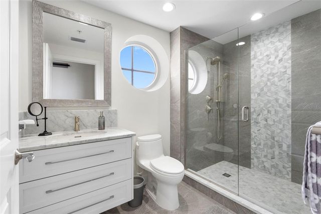 5823 BOWEN DANIEL DRIVE 901, Tampa, FL 33616