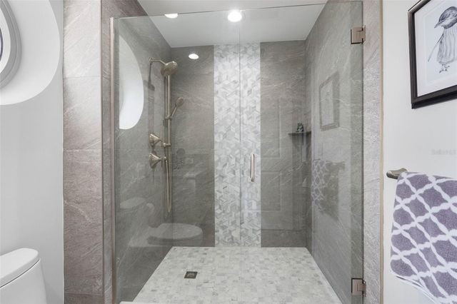 5823 BOWEN DANIEL DRIVE 901, Tampa, FL 33616