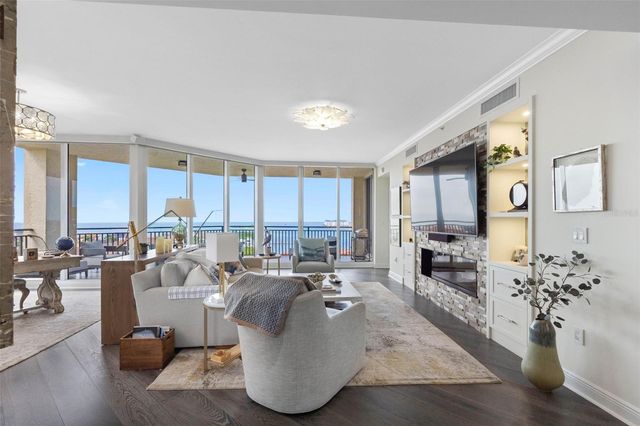 5823 BOWEN DANIEL DRIVE 901, Tampa, FL 33616