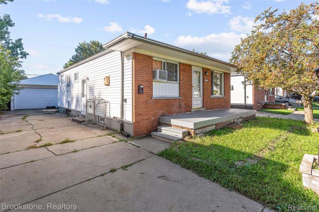 11252 Jewett Avenue, Warren, MI 48089