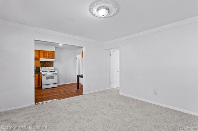 11252 Jewett Avenue, Warren, MI 48089