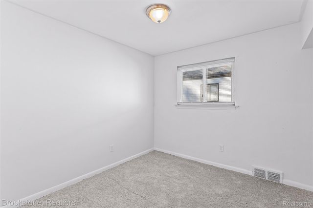 11252 Jewett Avenue, Warren, MI 48089