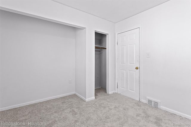 11252 Jewett Avenue, Warren, MI 48089