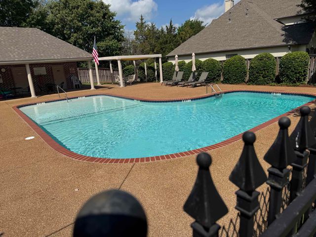 190 IVY BROOK LN, Collierville, TN 38017