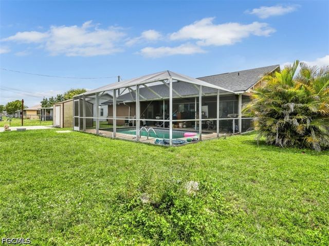 209 NE 9th CT, Cape Coral, FL 33909