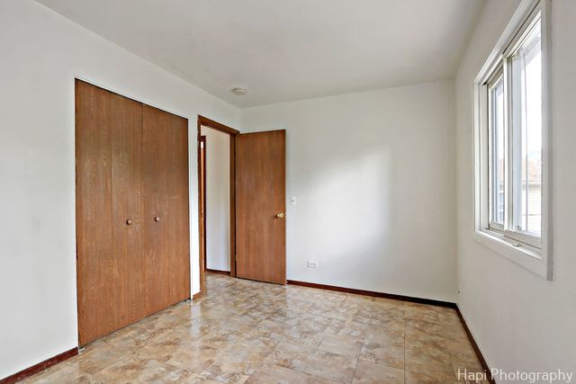 517 Grandview Drive, Round Lake Park, IL 60073