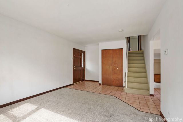 517 Grandview Drive, Round Lake Park, IL 60073