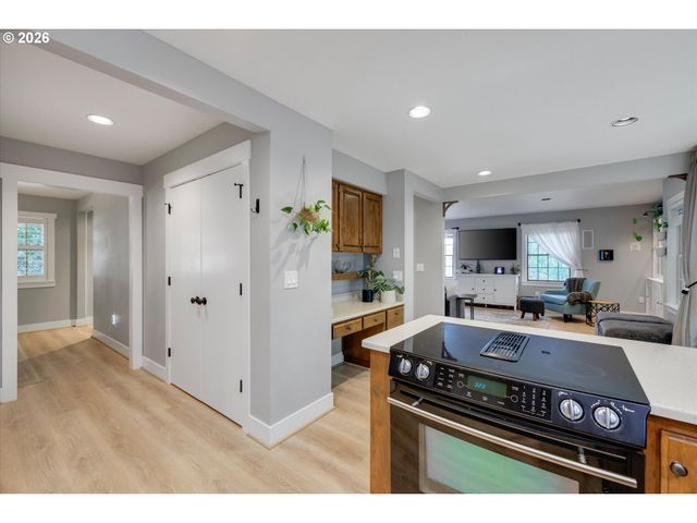29795 Sw JACKSON Way, Wilsonville, OR 97070