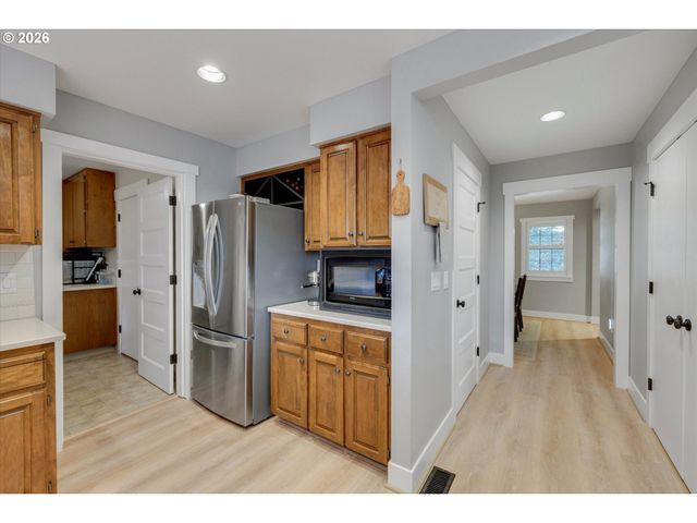 29795 Sw JACKSON Way, Wilsonville, OR 97070