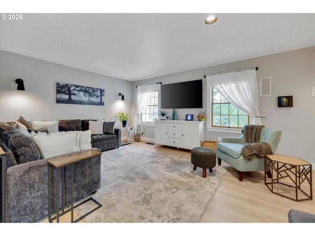 29795 Sw JACKSON Way, Wilsonville, OR 97070