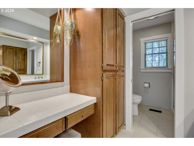 29795 Sw JACKSON Way, Wilsonville, OR 97070