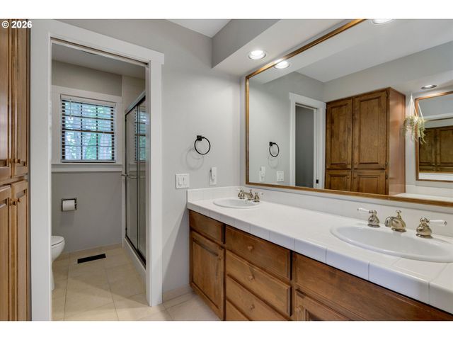 29795 Sw JACKSON Way, Wilsonville, OR 97070