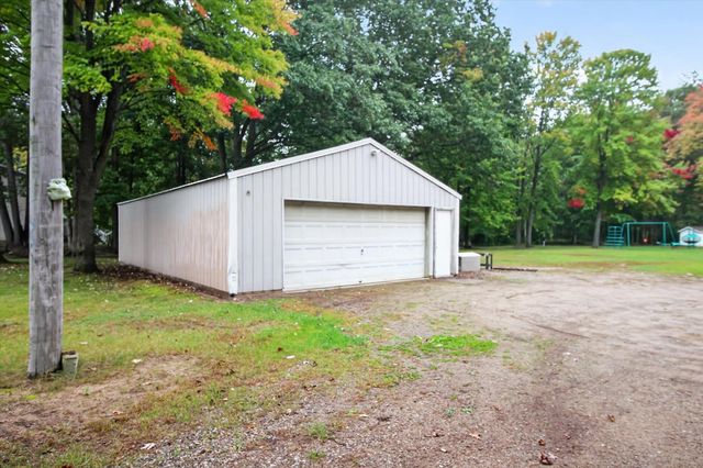 4325 W Tyler Road, Arcada Twp, MI 48801