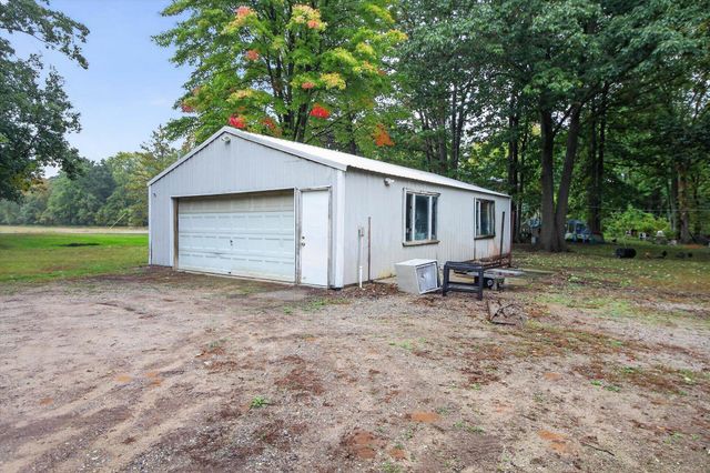 4325 W Tyler Road, Arcada Twp, MI 48801