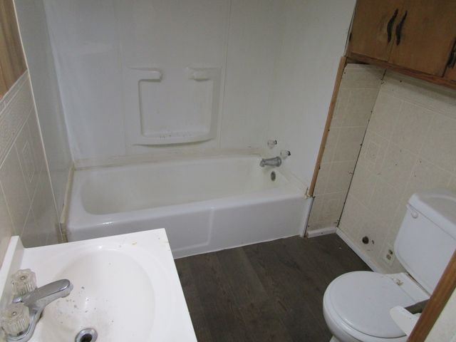 905 Wallis Avenue, Santa Anna, TX 76878