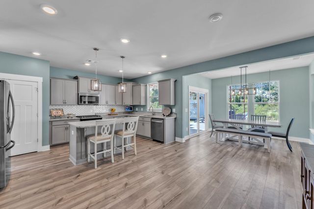 405 Fenwick Drive, Woodruff, SC 29388