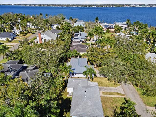 204 22ND STREET W, Bradenton, FL 34205